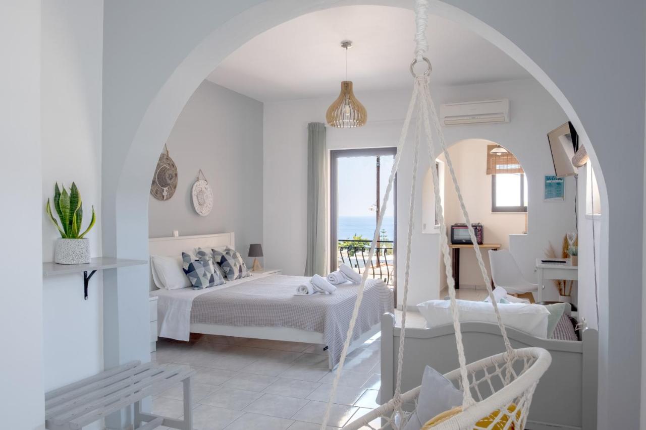 Pefkides Aegina Boutique Apartments Agia Marina  Esterno foto