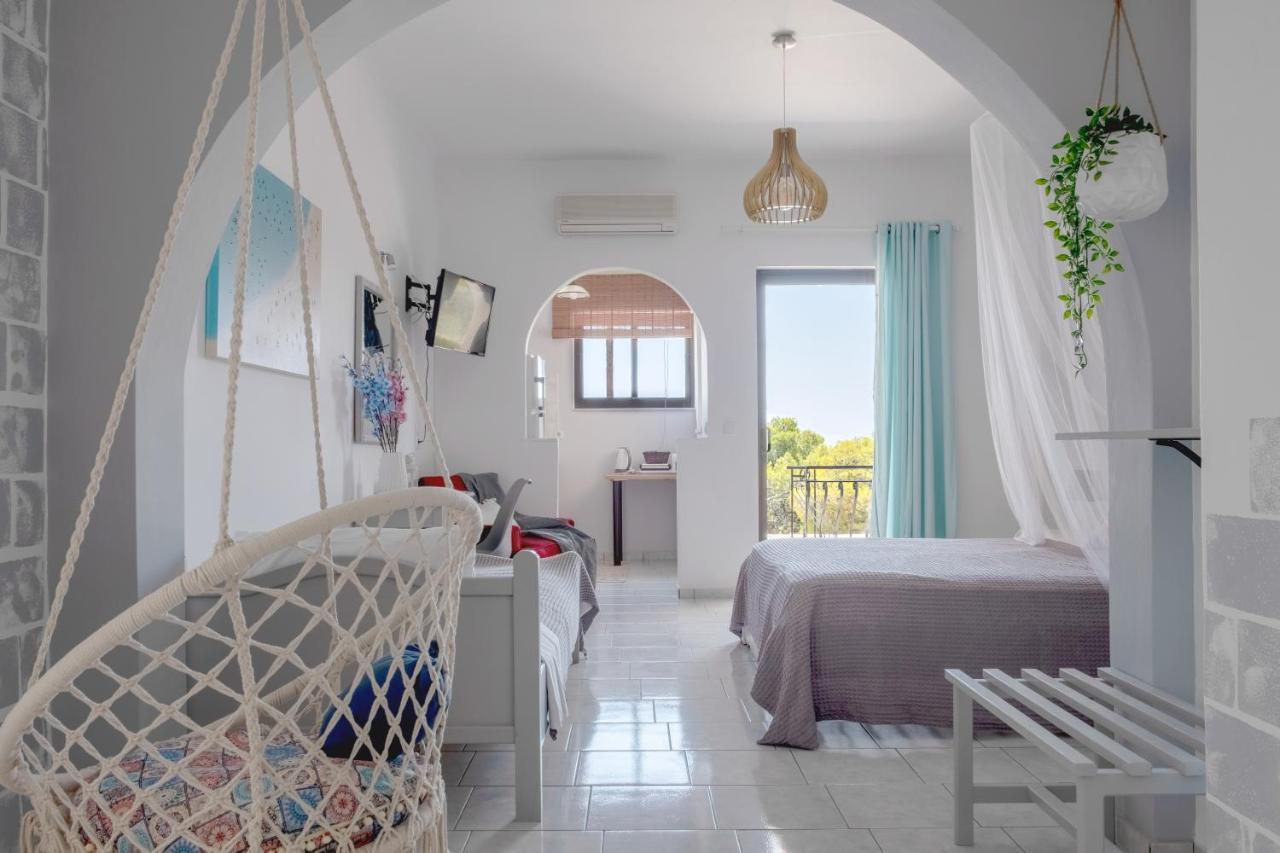 Pefkides Aegina Boutique Apartments Agia Marina  Esterno foto